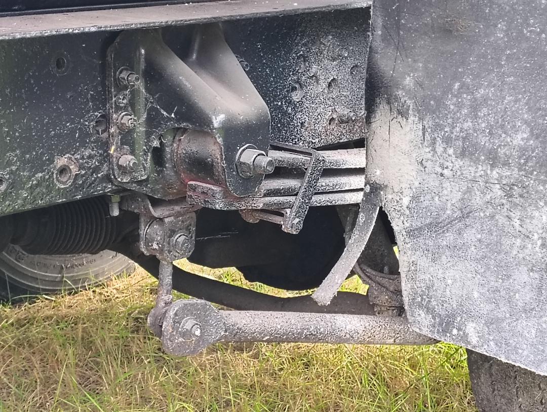 2005 GMC C5000 - Image 8